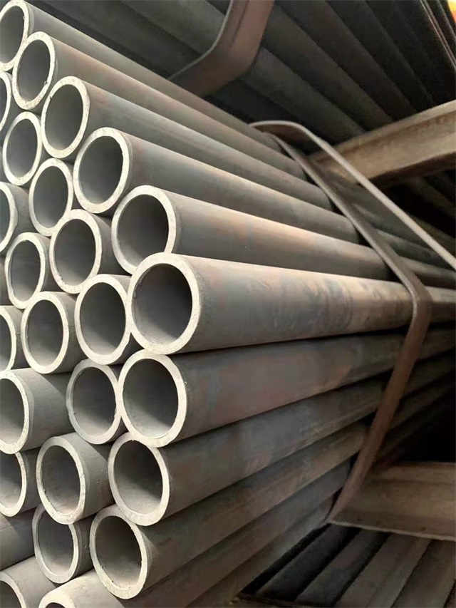 延边15CrMo结构钢管