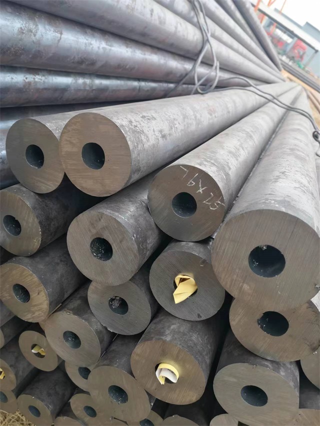 延边15crmo无缝钢管
